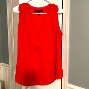 WHBM v-neck sleeveless top - raspberry - size Large